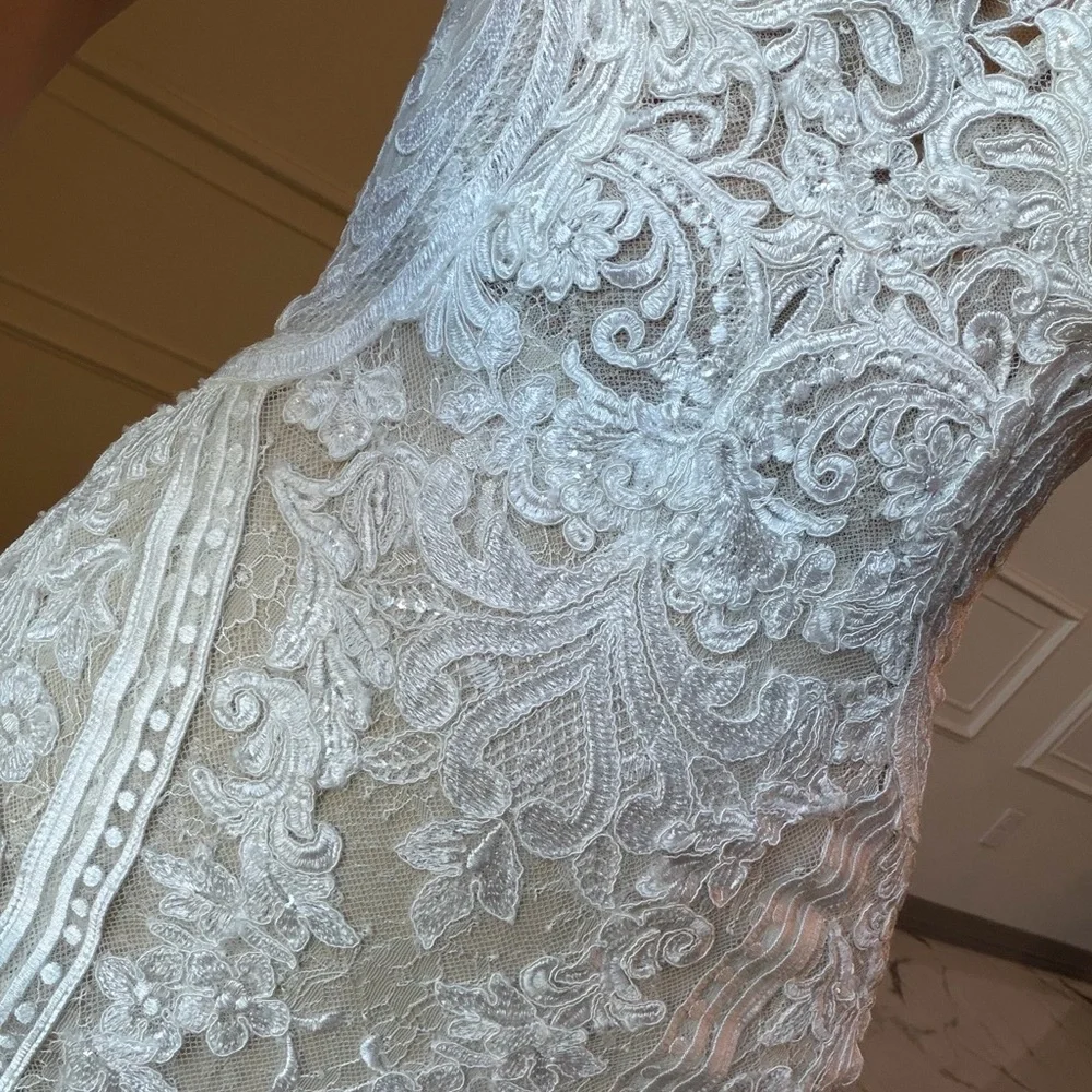 Martina Liana Style 905 Wedding Dress - Picture 13 of 16